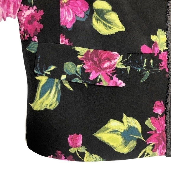 𝅺New Susan Graver Printed Stretch Jacket Floral NWOT - Picture 5 of 11